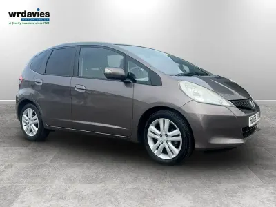 Used Honda Jazz ES 99 HP (72 kW) 2013 Brown Hatchback