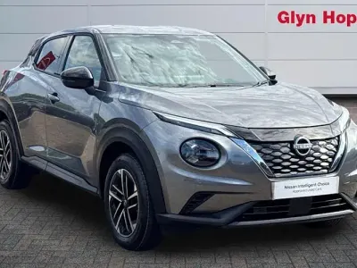 New Nissan Juke N-Connecta 143 HP (105 kW) 2026 Black SUV