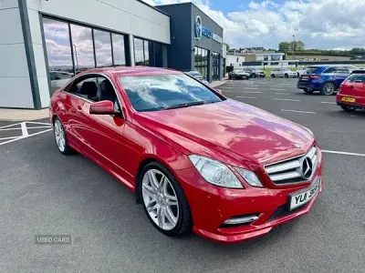 Begagnad Mercedes E350 265 HK (194 kW) 2013 Röd Sportkupé
