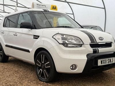 White Used 2011 Kia Soul SUV | £2,499 (Fair price)