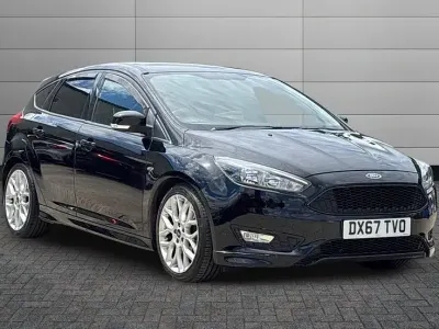 Used Ford Focus ST-Line 125 HP (91 kW) 2017 Black Hatchback