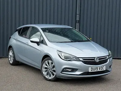 Used Vauxhall Astra Design Edition 2019 Silver Hatchback