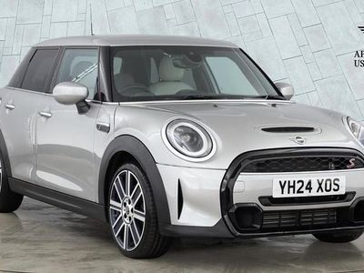 Used Mini Cooper S Exclusive 176 HP (129 kW) 2024 Silver Hatchback