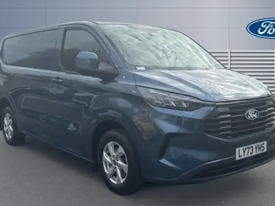 Begagnad Ford Transit Custom Limited 150 HK (110 kW) 2024 Van