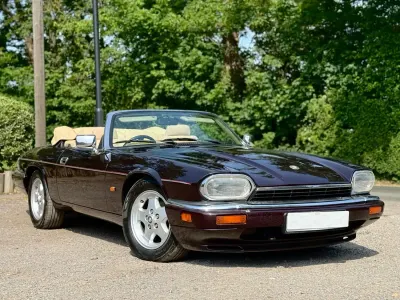 Used Jaguar XJS 233 HP (171 kW) 1993 Red Cabriolet