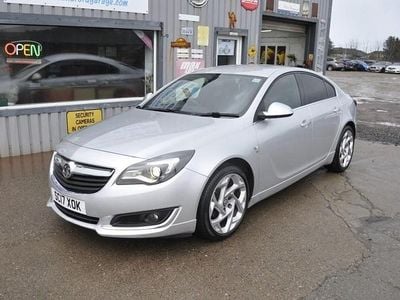 Used Vauxhall Insignia SRi 136 HP (100 kW) 2017 Silver Hatchback