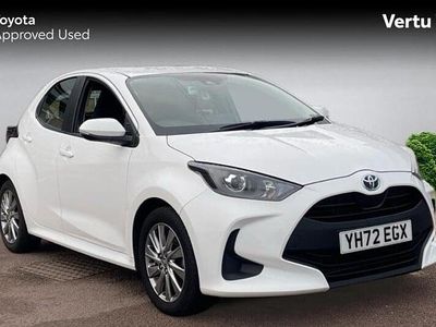 White Used 2022 Toyota Yaris Hybrid Hatchback | £16,292 (Good price)