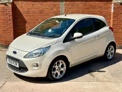 Used Ford Ka Titanium 69 HP (50 kW) 2013 White Hatchback