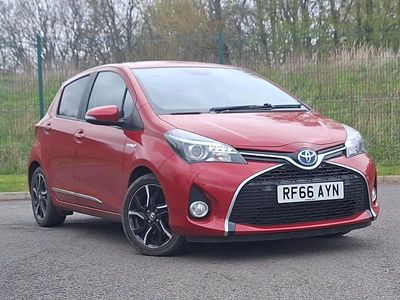 Usado Toyota Yaris Hybrid Design 100 HP (73 kW) 2016 Vermelho Citadino