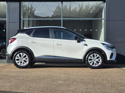 Second-hand Renault Captur Iconic 99 CP (72 kW) 2020 Alb SUV