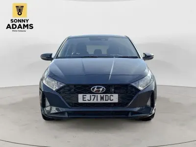 Used Hyundai i20 SE 100 HP (73 kW) 2022 Grey Hatchback