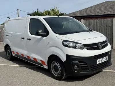 Used Vauxhall Vivaro Edition 2019 White MPV