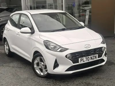 Used Hyundai i10 SE 67 HP (49 kW) 2020 White Hatchback