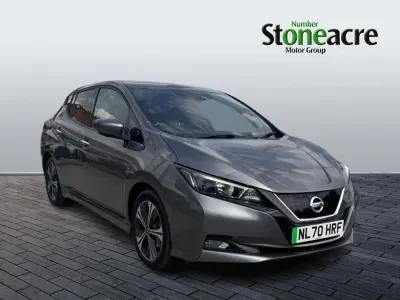 Usado Nissan Leaf N-Connecta 110 kW (150 HP) 2021 Cinzento Citadino