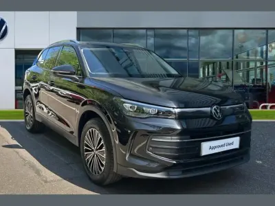 Używany VW Tiguan Match 200 KM (147 kW) 2025 Czarny SUV