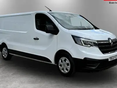Used Renault Trafic 131 HP (96 kW) 2023 White MPV