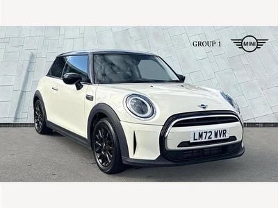 Used Mini Cooper Classic 136 HP (100 kW) 2022 White Hatchback