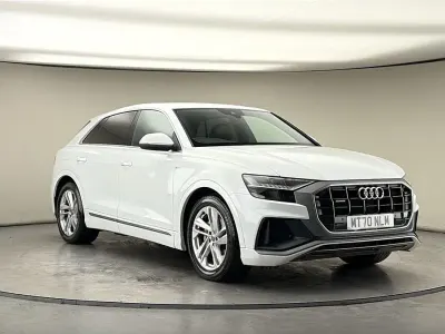 Begagnad Audi Q8