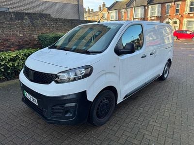 Used Fiat Scudo 100 kW (136 HP) 2022 White Van