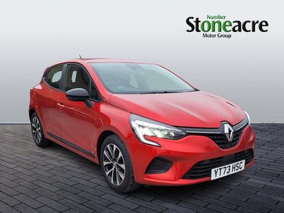Used Renault Clio V Evolution 90 HP (66 kW) 2023 Red Hatchback