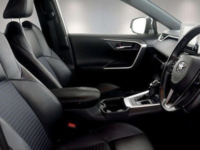 Used Toyota RAV4 218 HP (160 kW) 2023 Estate