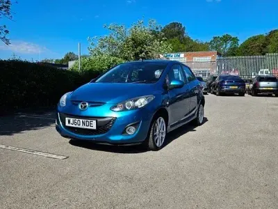 Begagnad Mazda 2 Inclusive 102 HK (75 kW) 2011 Blå Halvkombi