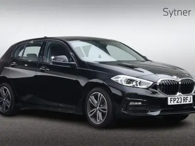 Used BMW 118 Sport Line 134 HP (98 kW) 2023 Black Hatchback