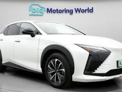 Używany Lexus RZ 450e 230 kW (313 KM) 2024 Biały SUV