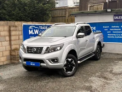 Usado Nissan Navara Tekna 2021 Plateado Pickup/Camioneta