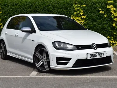Usado VW Golf VII R 2015 Blanco Utilitario