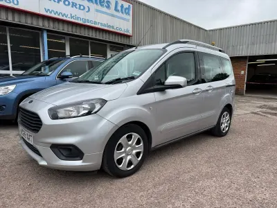 Usado Ford Tourneo Courier