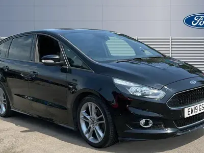 Used Ford S-MAX ST-Line 190 HP (139 kW) 2019 Black MPV