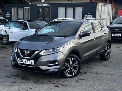 Used Nissan Qashqai N-Connecta 108 HP (79 kW) 2018 Grey SUV
