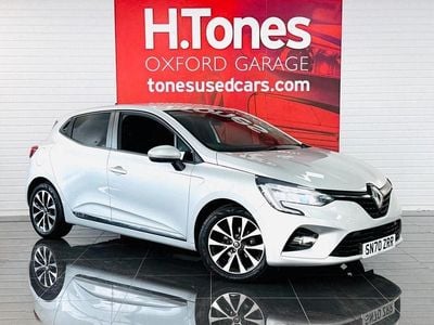 Used Renault Clio V Iconic 100 HP (73 kW) 2020 Silver Hatchback