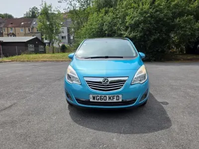 Used Vauxhall Meriva 100 HP (73 kW) 2011 Blue MPV