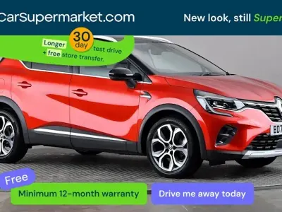 Begagnad Renault Captur Version S 140 HK (102 kW) 2021 Röd SUV