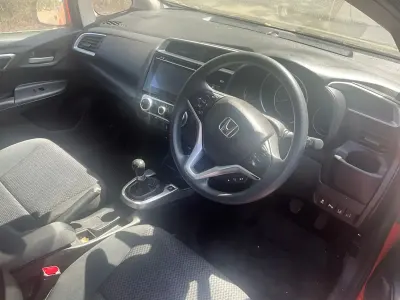 Used Honda Jazz SE 102 HP (75 kW) 2019 Orange Hatchback
