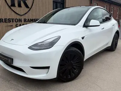 Used Tesla Model Y Standard Range 219 kW (299 HP) 2024 White SUV