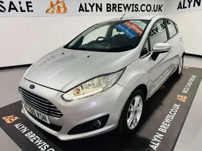 Used Ford Fiesta Zetec 2015 Silver Hatchback