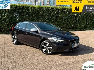 Used Volvo V40 R-Design 152 HP (111 kW) 2016 Black Hatchback