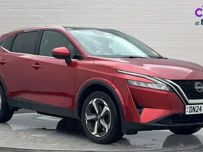 Used Nissan Qashqai N-Connecta 158 HP (116 kW) 2024 Red SUV