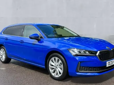 Used Skoda Superb SE Technology 204 HP (150 kW) 2025 Energy blue