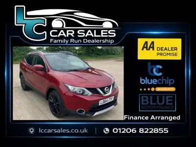 Used Nissan Qashqai Tekna 110 HP (80 kW) 2014 Red SUV