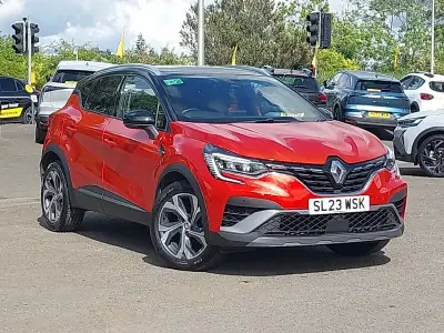 Used Renault Captur R.S. 91 HP (66 kW) 2023 Red SUV