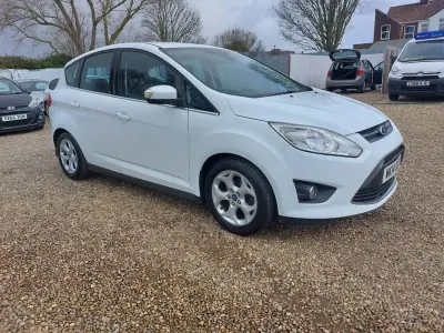 Używany Ford C-MAX Zetec 2014 Biały Minivan