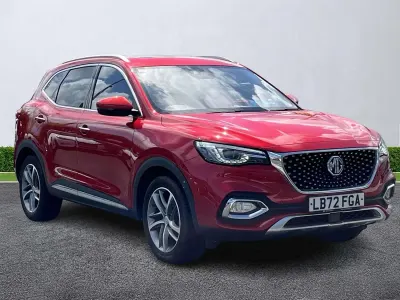 Used MG HS Exclusive 162 HP (119 kW) 2022 Red SUV
