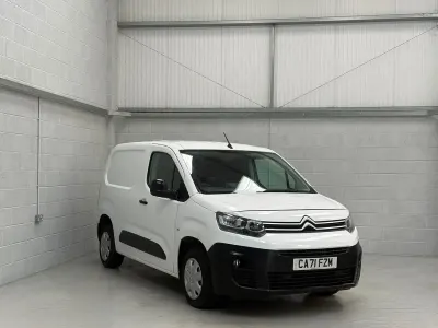 Used Citroën Berlingo 75 HP (55 kW) 2021 White MPV