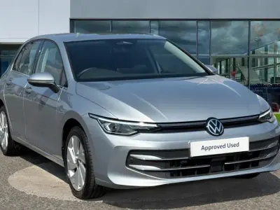 Used VW Golf VIII Style 150 HP (110 kW) 2025 Oyster silver metallic