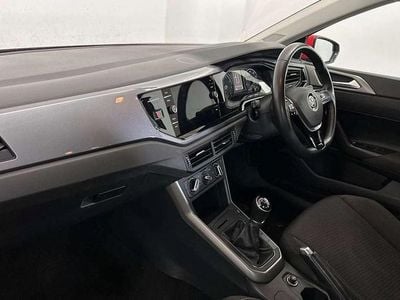 Usado VW Polo SE 95 HP (69 kW) 2018 Vermelho Citadino