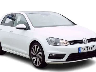 Used VW Golf VII R-line Edition 184 HP (135 kW) 2017 White Hatchback